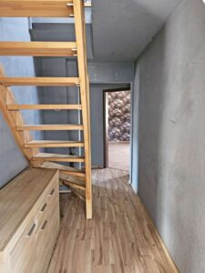 DG_Flur / Treppe Spitzboden