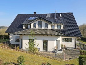 Rückansicht / Hauseingänge