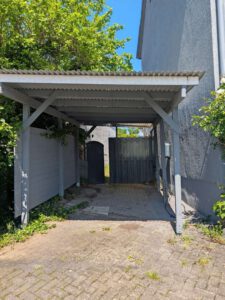 Carport mit Wallboxanschluss