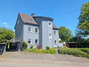 Straßenansicht