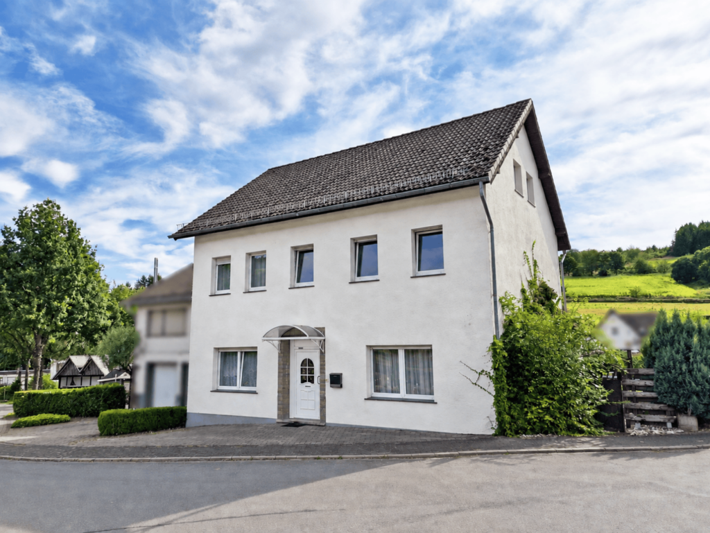 Straßenansicht