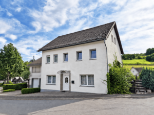 Straßenansicht